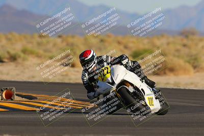 media/Oct-29-2022-CVMA (Sat) [[14c0aa3b66]]/Race 9 Amateur Supersport Middleweight/